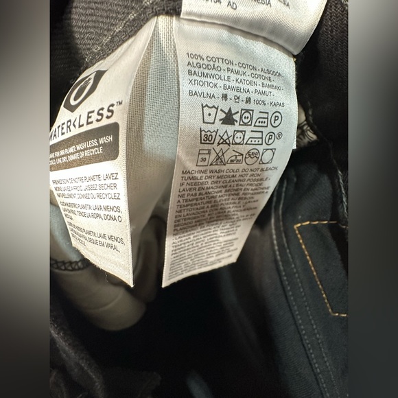 NWT Levi's Men's 550 Relaxed Fit Jeans Size 50x30 - Picture 6 of 7